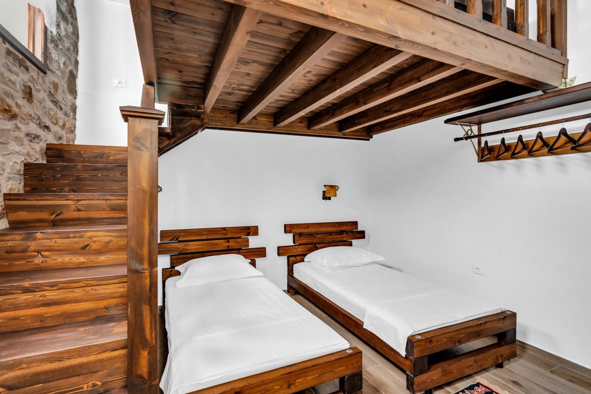 Hotel Bohem Berat Zewnętrze zdjęcie