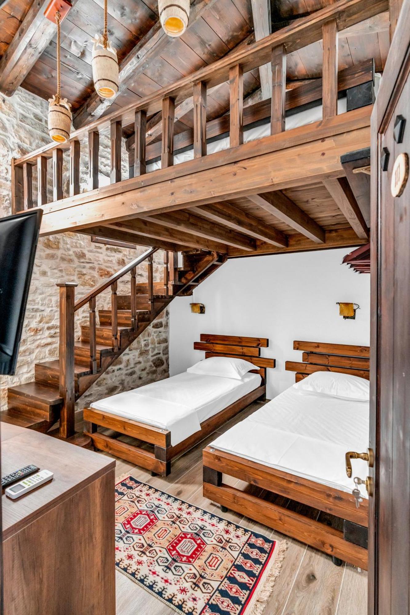 Hotel Bohem Berat Zewnętrze zdjęcie