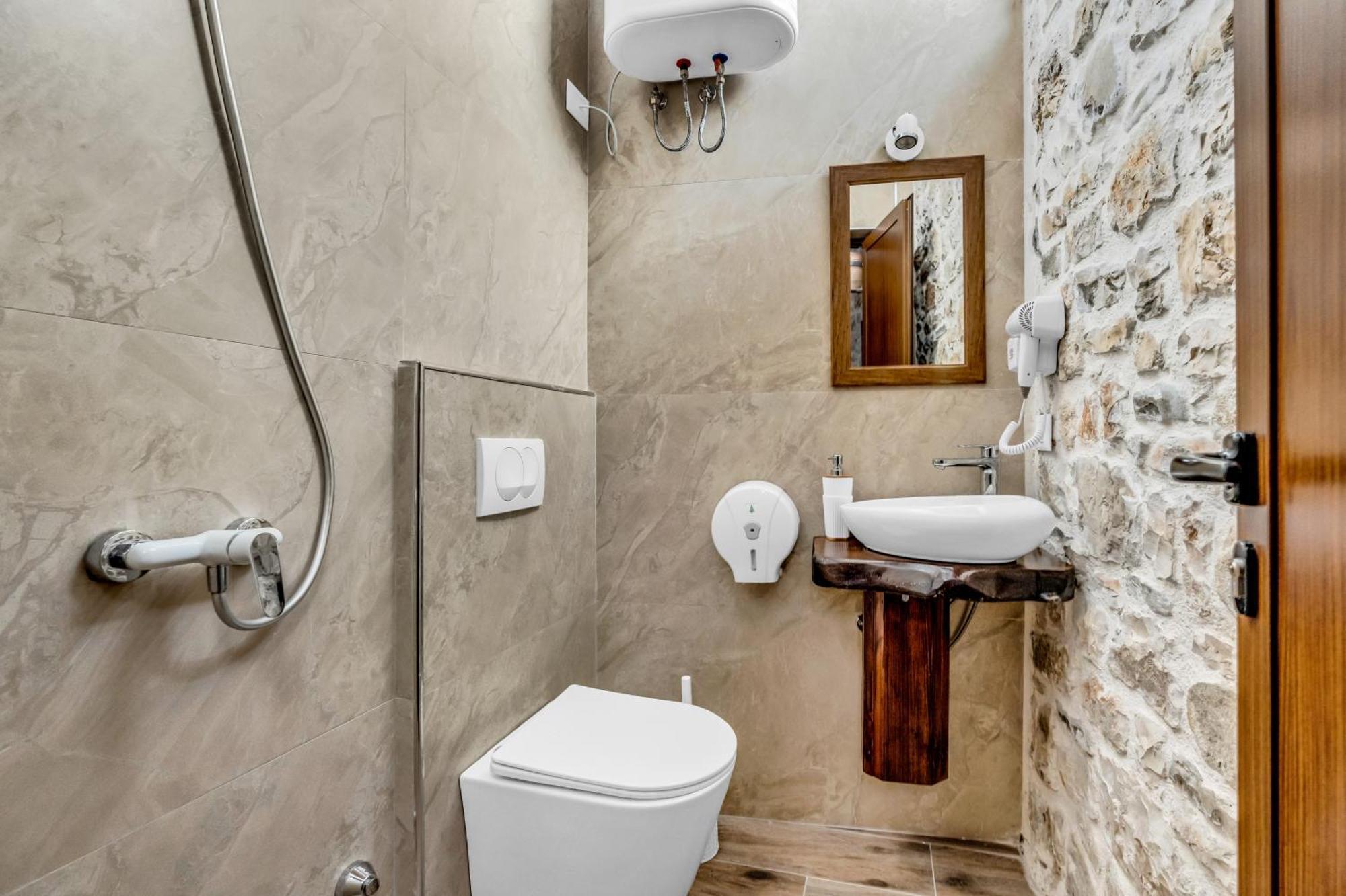 Hotel Bohem Berat Zewnętrze zdjęcie