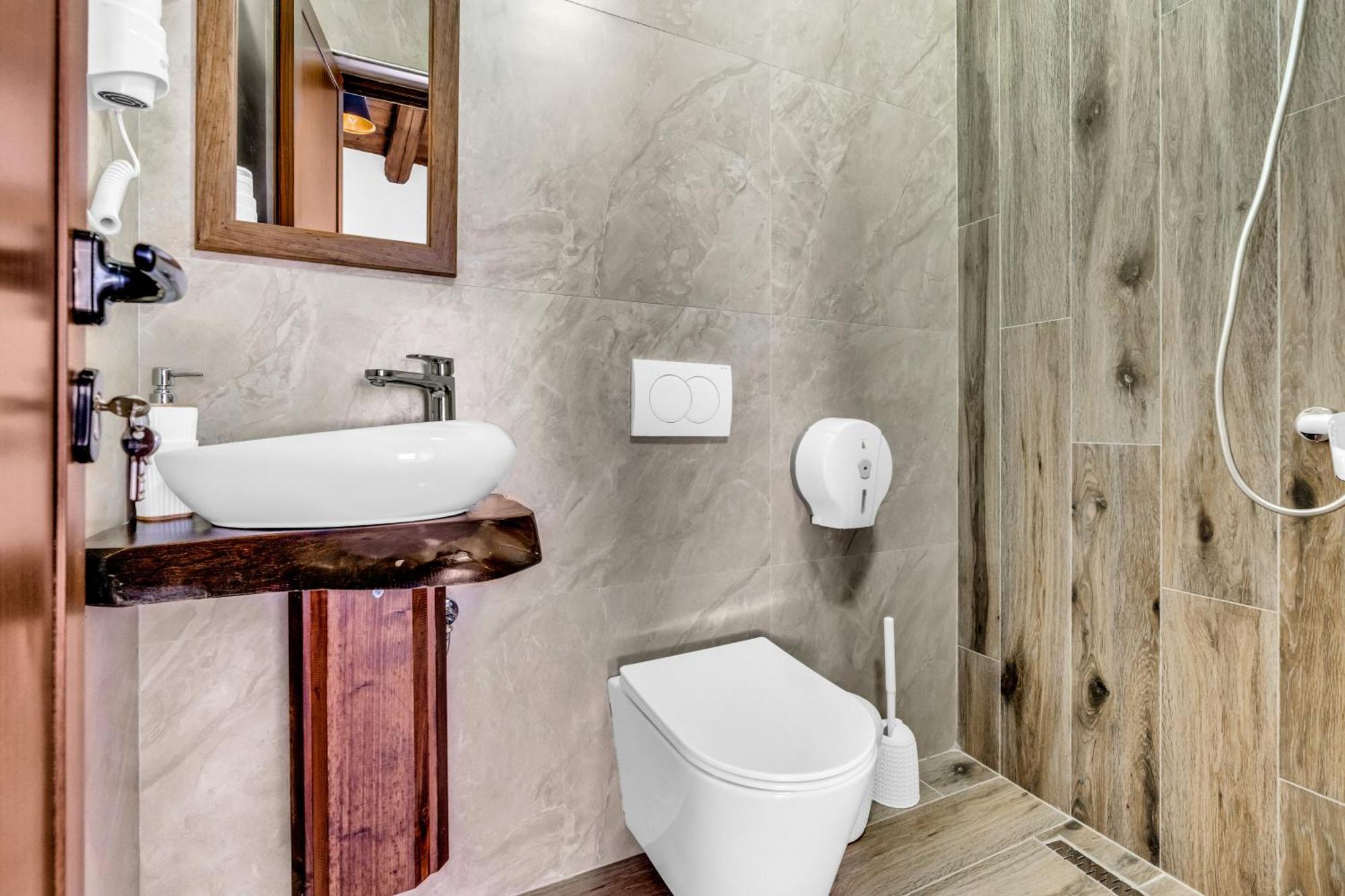 Hotel Bohem Berat Zewnętrze zdjęcie