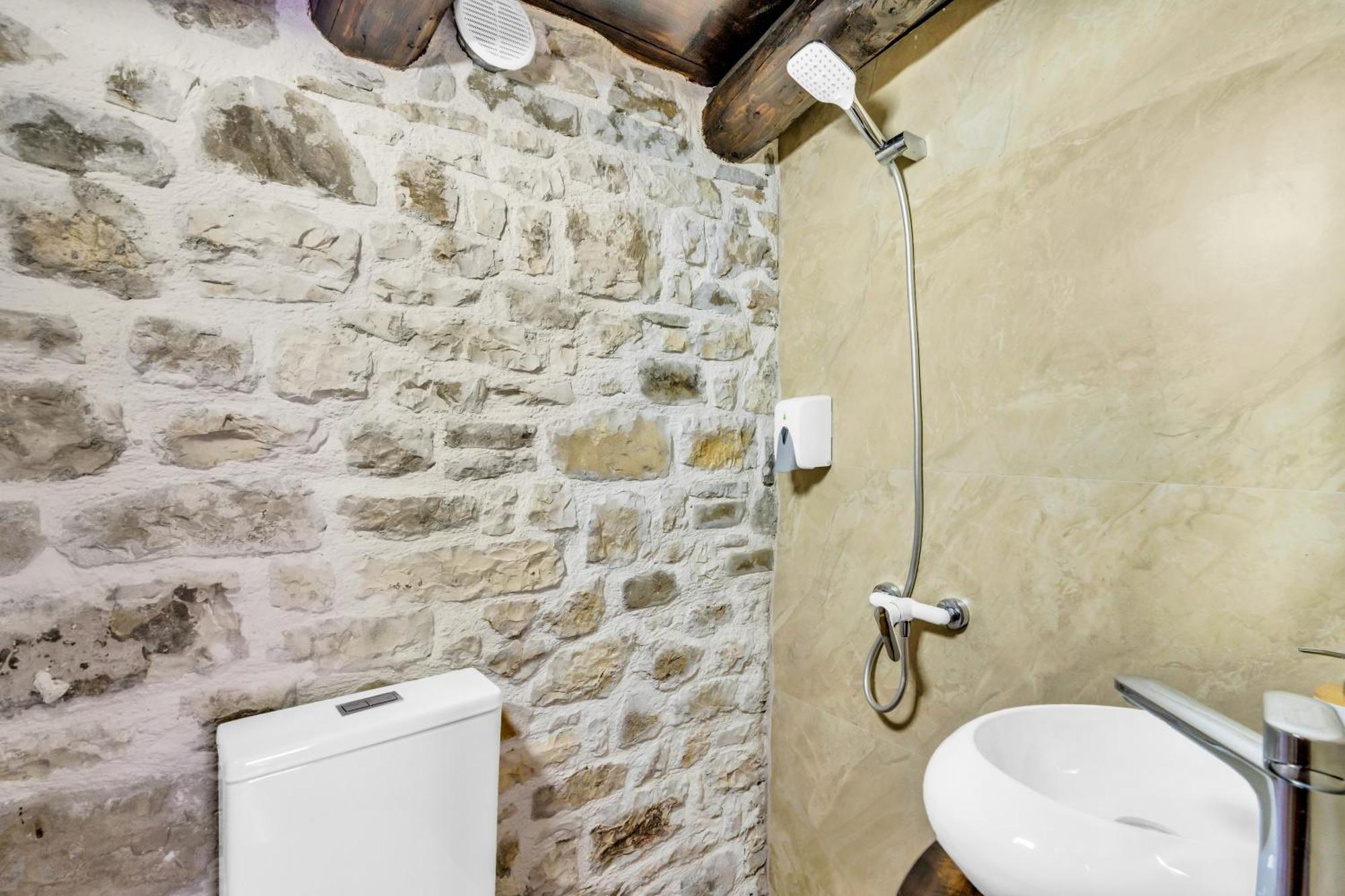 Hotel Bohem Berat Zewnętrze zdjęcie