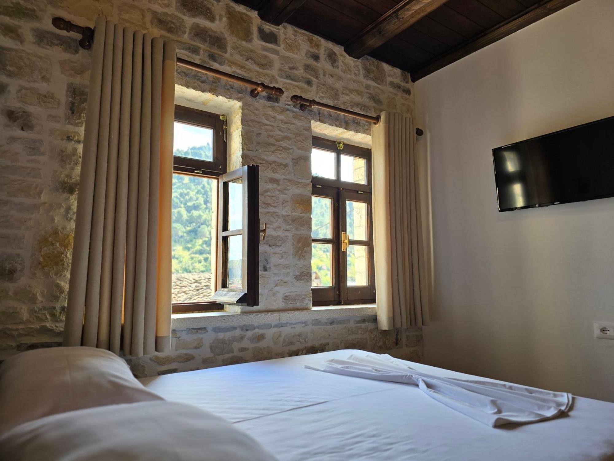 Hotel Bohem Berat Zewnętrze zdjęcie