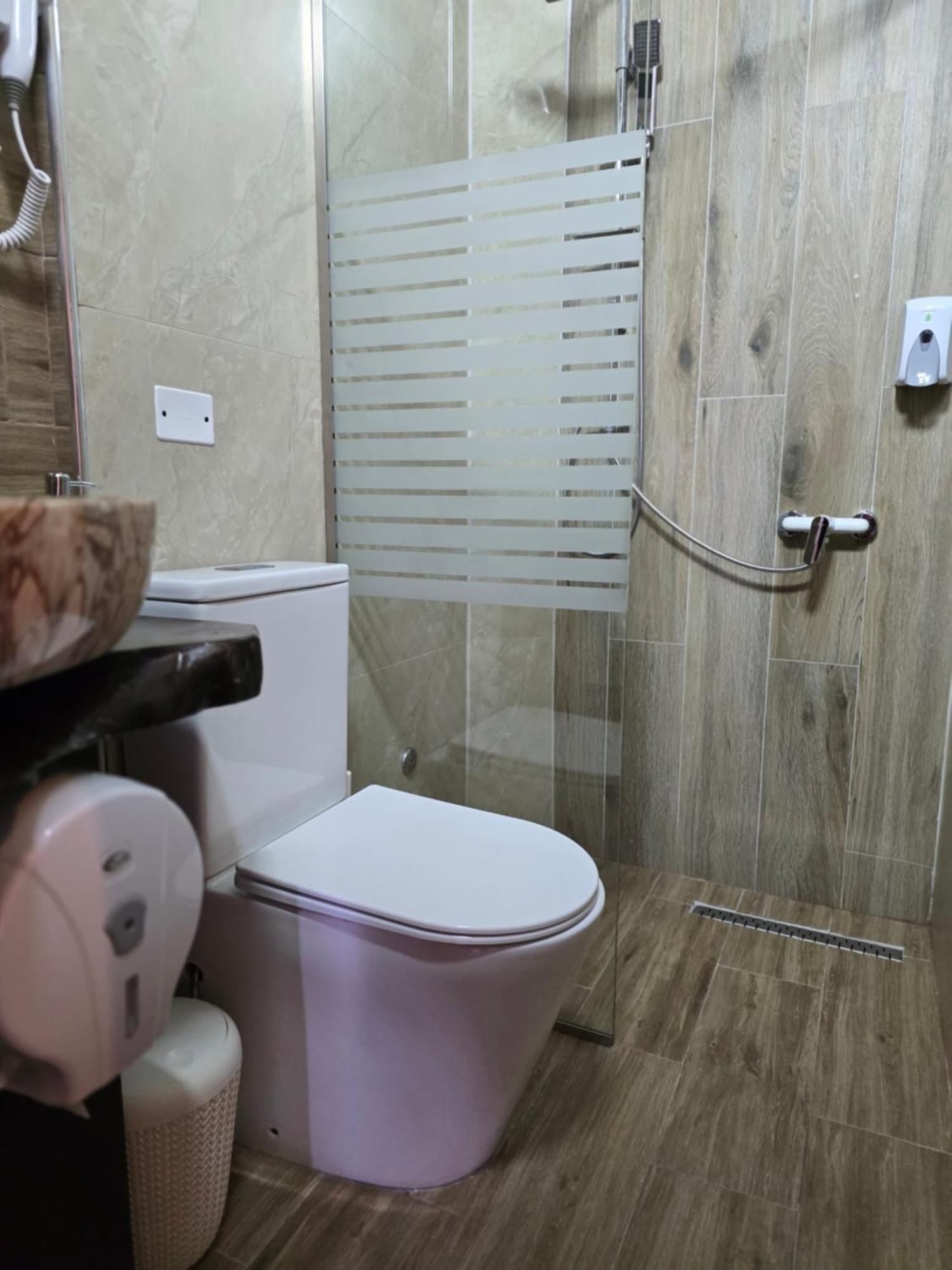 Hotel Bohem Berat Zewnętrze zdjęcie